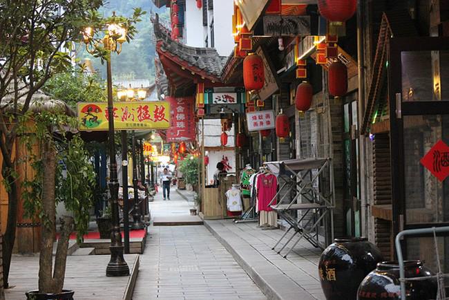 玩价格多少详细线路一份超全攻略！j9国际去恩施5日游本地参团纯